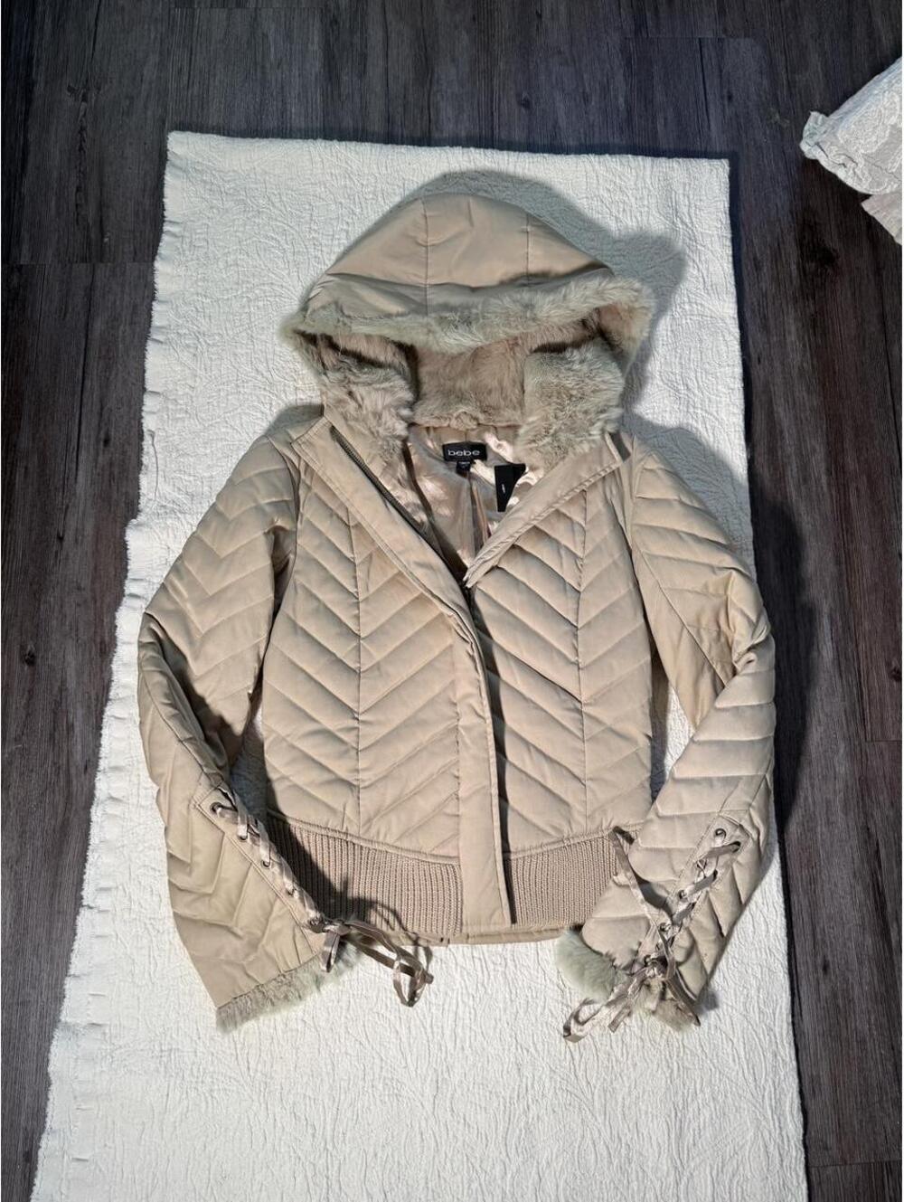 bebe beige quilted jacket,